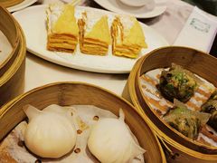 -香港百合居(LCM置汇旭辉广场店)