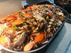 -绿岛港轩海鲜烤肉涮锅自助餐厅