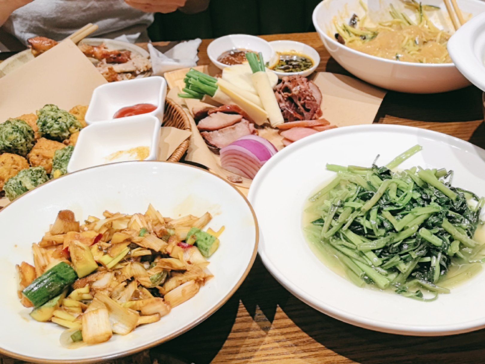 「鸽子窝(四季青店)」