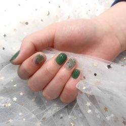 -蜜丝卡伦美甲美睫连锁