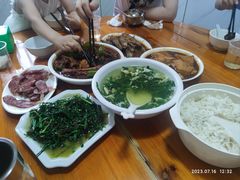-山里人家土菜馆(茅山店)
