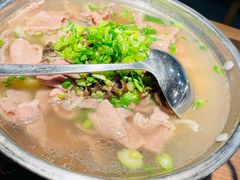跷脚牛肉小锅-肖四女乐山跷脚牛肉(世博源店)