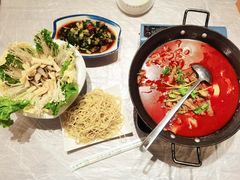 -霄汉牛三鲜湖北砂锅菜(万松园2店)
