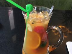 新鲜水果茶-OLD TREE老树咖啡·西餐厅(台山人工湖店)