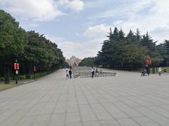 -上海市龙华烈士陵园