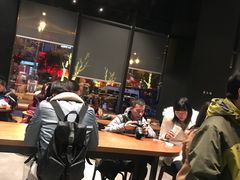 大堂-星巴克(西安曲江银泰店)