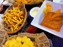 -BHC炸鸡(明洞总店)