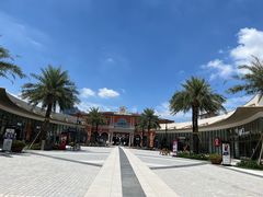 -佛罗伦萨小镇广佛名品奥特莱斯(疏港路店)