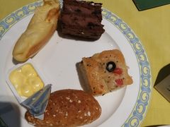 -安徽饭店·白鹭阁自助餐厅(梅山路店)