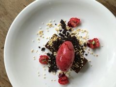 -植物园哈利亚餐厅