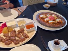 -Efes Turkish & Mediterranean Cuisine 艾菲斯餐厅(陆家嘴店)