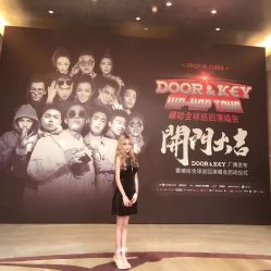 -变画·发型STUDIO