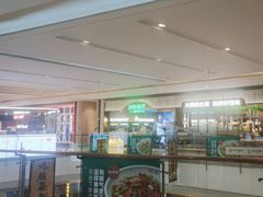 -洪氏嗨捞·广东猪肚鸡·椰子鸡火锅(西咸万象城店)