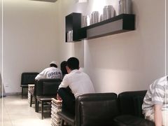 大堂-喜茶(深圳东门1234店)