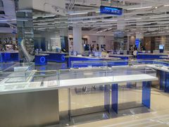-优购镜仓(黄岛吾悦店)