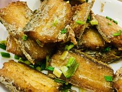 酥炸带鱼-小本鸡饭店(滨江白马湖店)