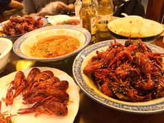 -郑东靓靓虾馆·金牌油焖大虾(天泽街店)