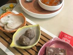 -左庭右院鲜牛肉火锅(浦江欢乐颂店)