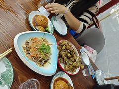 -叶存利海鲜大馅饺子(海宁路总店)