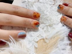 -荷茉里美甲美睫