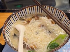 -鲜越鲜鱼粉(财富购物中心店)
