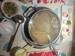 爆款牛丸锅-南城十里潮汕鲜牛火锅·鲜虾生滚粥(融汇老商埠店)