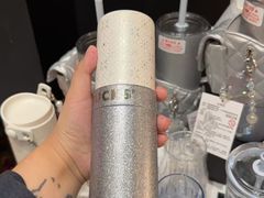 -星巴克臻选(郑州国贸360广场店)