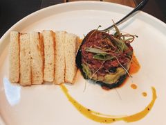 牛肉塔塔配牛油果黑橄榄酱-Solo(衡山路店)