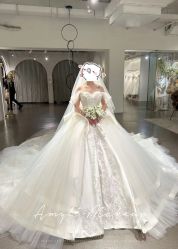 -艾米丽婚纱礼服