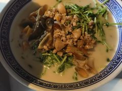 -一品红川菜(皇岗店)