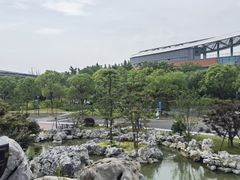 -上海滴水湖皇冠假日酒店