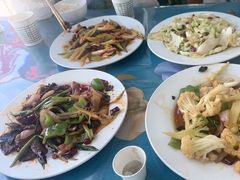-青海特色美食小炒炕锅牦牛肉火锅