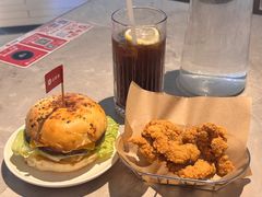 -必胜客餐厅(昆百大泰业城店)