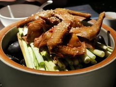 盐焗香茅乳鸽-小运河·公馆(国贸店)