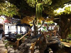 -城墙拐拐火锅(三峡广场黑金冠店)