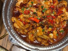 -爱碗亭·鲜炒湖南菜(壹城中心店)