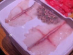 -老牌坊云南鱼豆花火锅(爱建店)