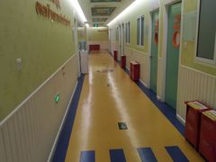 -LILY英语思维馆(玉泉路店)