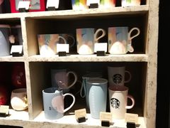 零售区-星巴克臻选(广州沙面店)