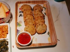 -荷塘秋月·本帮江浙菜(国权路店)