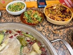 -小饕荟雅安贡椒鱼鲜馆(广福桥店)