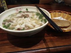 -遵义虾子张六羊肉粉(地王店)