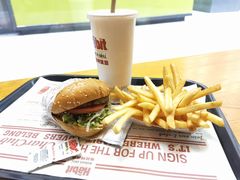 -The Habit Burger Grill 哈比特汉堡(复兴soho店)