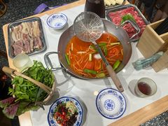 -王奋斗贵州酸汤牛肉火锅