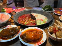 -萍姐火锅·公路夜市(武汉首店)