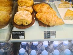 法式牛角酥-太平洋咖啡(天津火车站店)