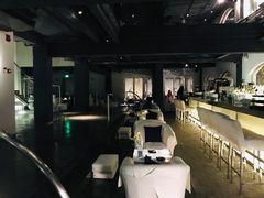 -穹六人间 people 6(岳阳路店)