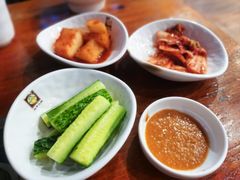 -喇喇排骨火锅·传统韩式脊骨汤(望京西园总店)