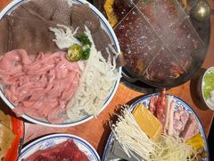 -周小明火锅(黑金冠社区店)