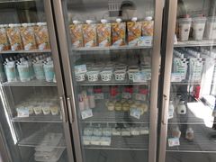 零售区-白色日记·手作酸奶(麦凯乐店)